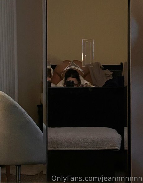 jeannnnnnn erotic star img