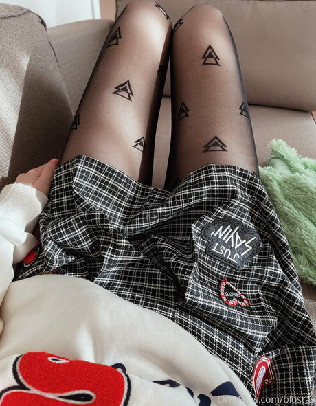 Rachel Blossom naked star photos