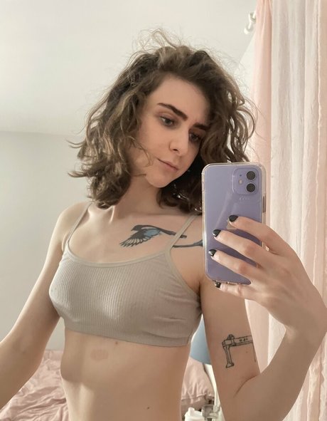 Miss Crows Nest pornographic model photos