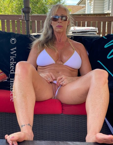 Wickedweaselmuscle nudes model galleries