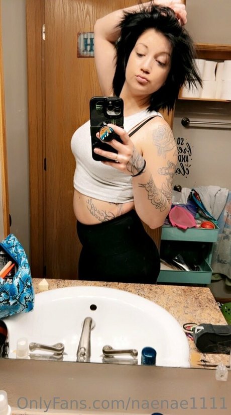 naenae1111 model porn images