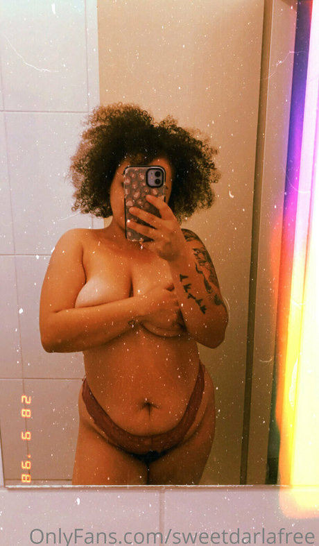 sweetdarlafree model porn pics