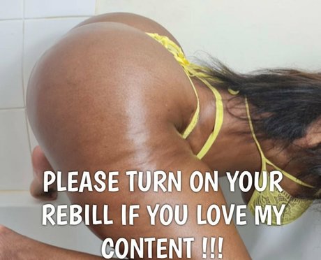 bigasstrishavip model art pictures