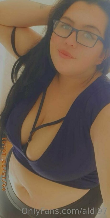 aldi97 sexy model picture