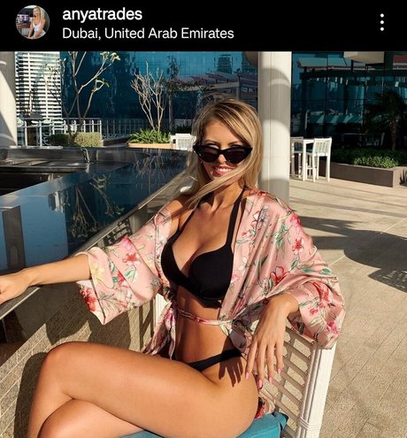 Anyatrades pornstar art photos