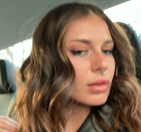 Valerie Moon exclusive model galleries