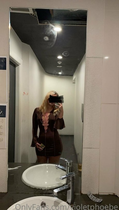 violetphoebe Profile pic