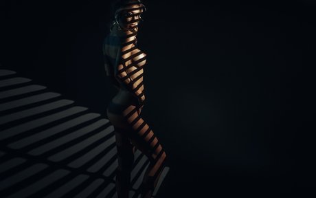 Nicoline Sophie pretty model image