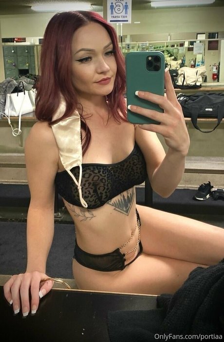 portiaa nice star image