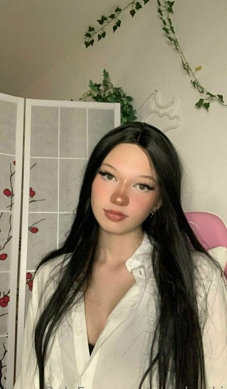 weirdoroki beautiful star pic