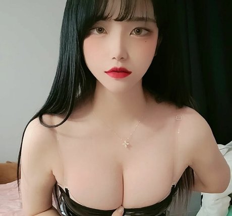 zlzzlz95 nudes pornstar images