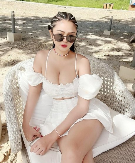 changcharog2 erotic star picture