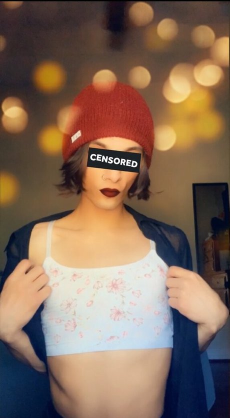 BiTwink97 hot actress gallery