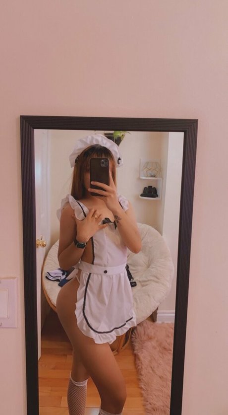 lunox beautiful model img