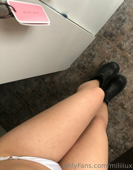 miliiiux pornstar adult pictures