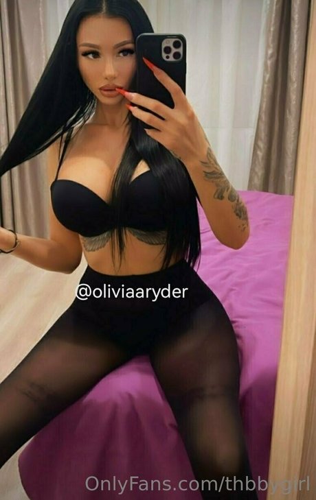 thbabyambarr model pretty photo