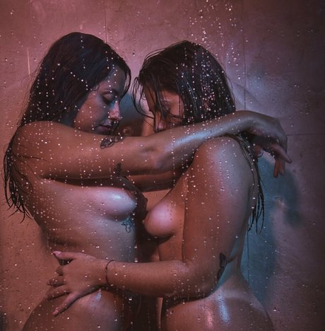 ggrrcc hot model image