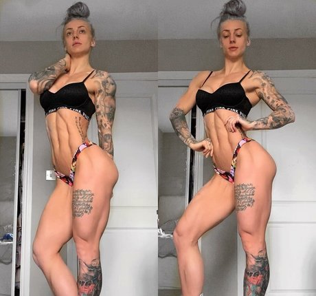 Lauren Kenealy top pornstar gallery