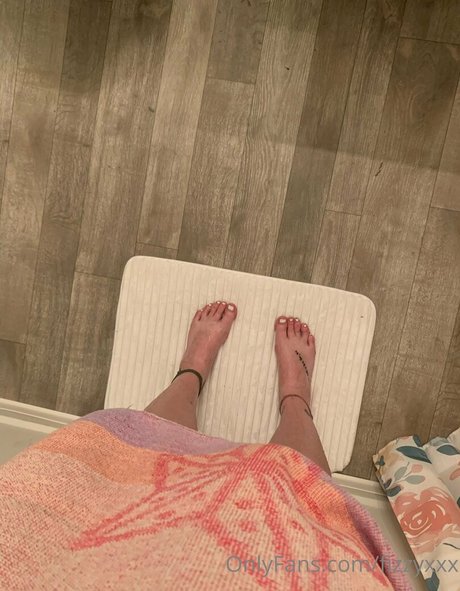 fizzyxxx adult actress images