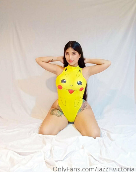 jazzi victoria naked star image