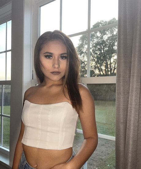 rlunas adult model galleries