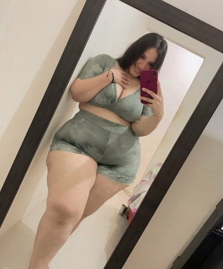 Andreina Valencia hd actress picture