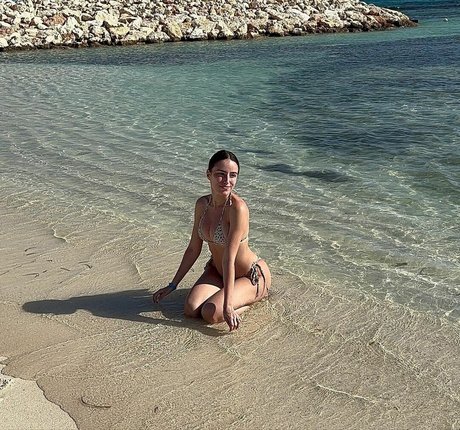 Milena M model erotic archive