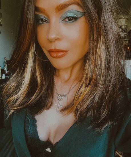 Thiessita naked actress galleries