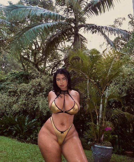 black curvy onlyfans art nude picture