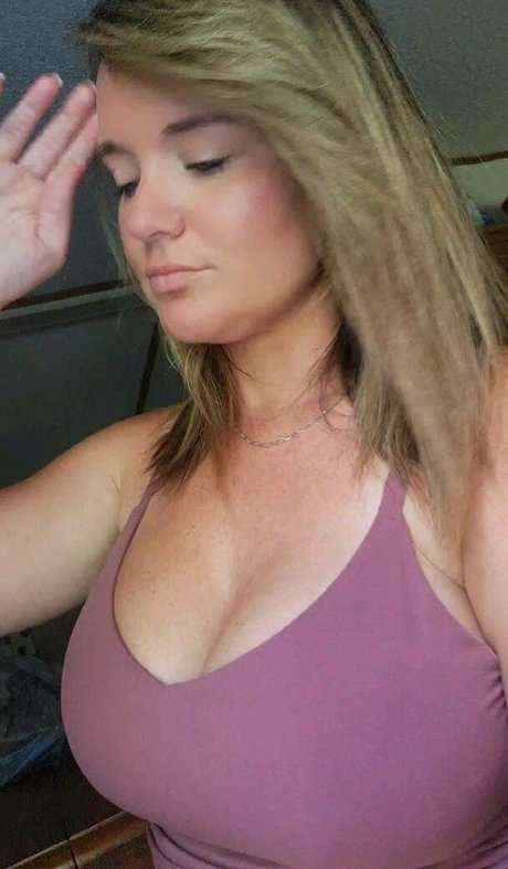 Jennifer Fox erotic model photo