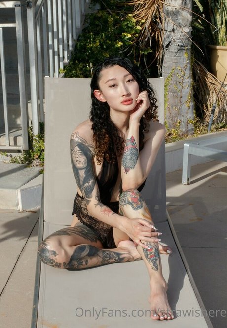 Billie Beaumont hd model img