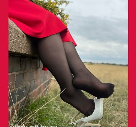 softsoles prettytoesxoxo star hd pics