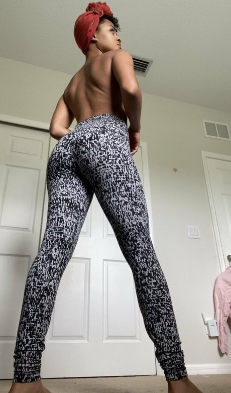 holymacre sexy pornstar pictures