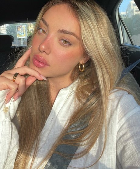 Rony Grinberg model hd image