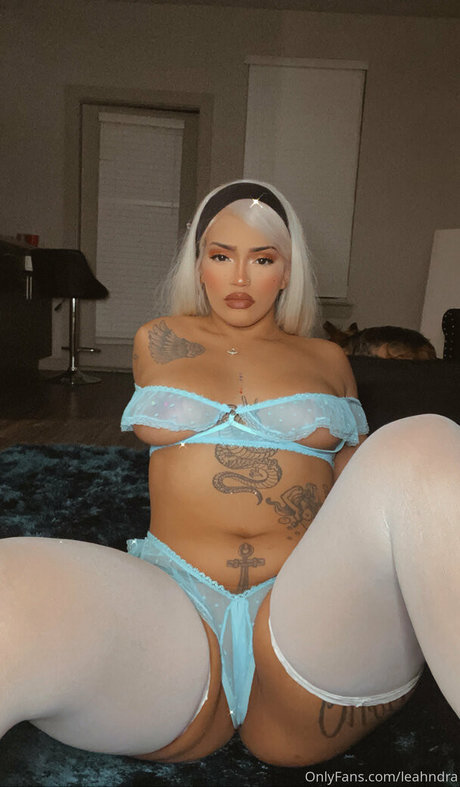 leahndra pornstar xxx photo
