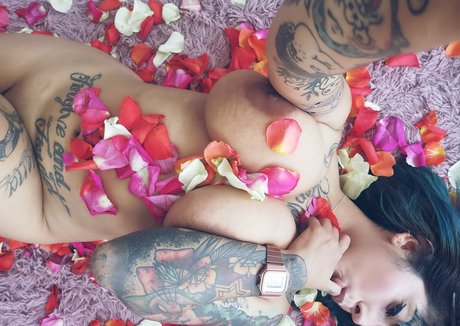 miaumiloucb xxx pornstar pics