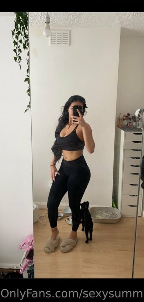 SumanMaria nude model picture