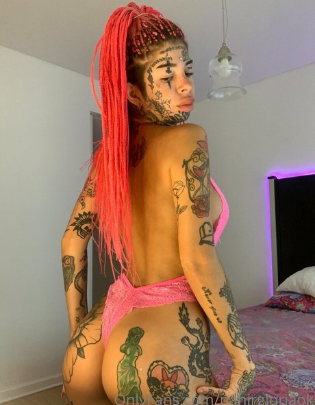 nahirgloriaokk model nudes images