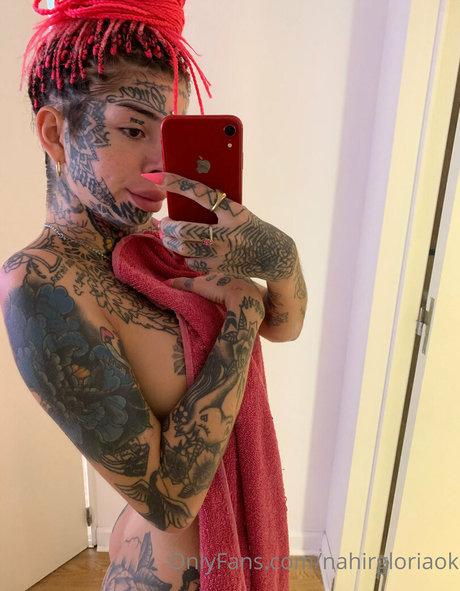 nahirgloriaokk star perfect pics