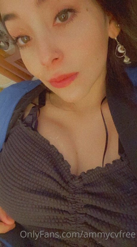 ammysfree nude pornstar img