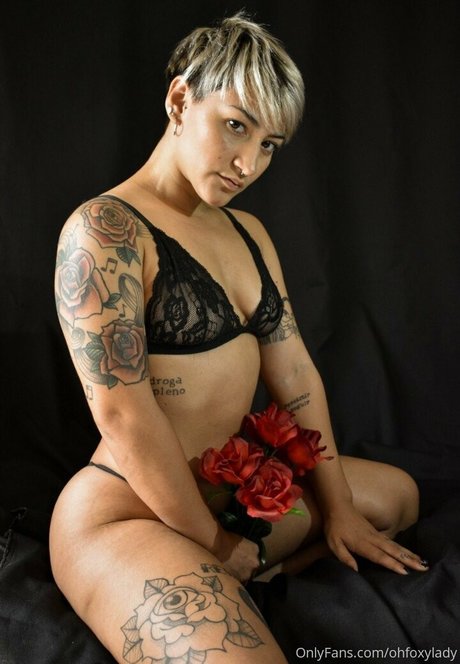 ohfoxylady pornstar high quality photo