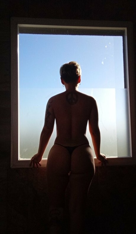 ohfoxylady star nude img