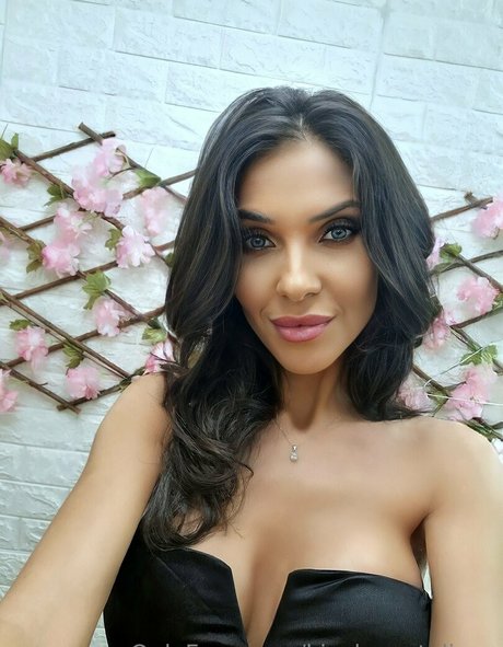 kinsleycatalinaa star art galleries