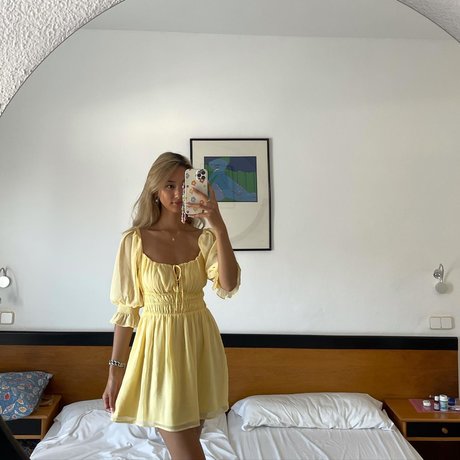 thuvnn pornstar pretty image