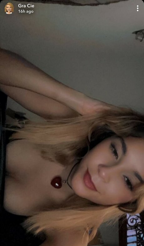 Cherrybombbs pornstar top photo