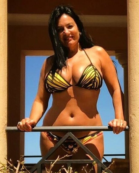 Angela Cavagna high quality pornstar picture