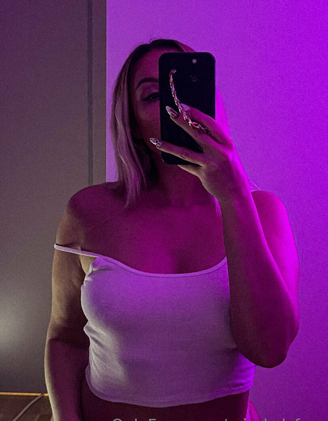 misskelsfree star exclusive image