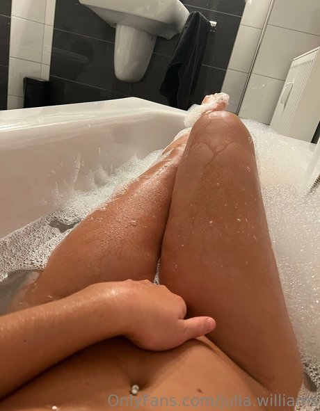 julia williams erotic model images