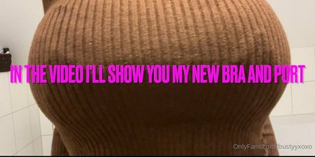 bustyyxoxo model sexy gallery