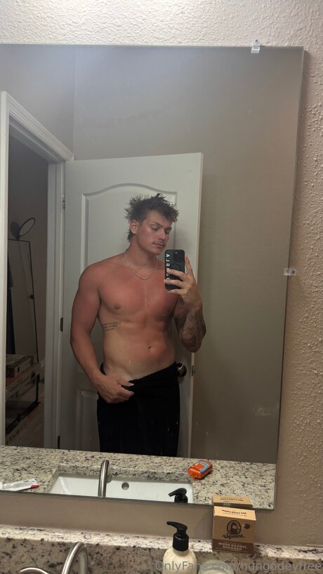 hungodeyfree hot star gallery